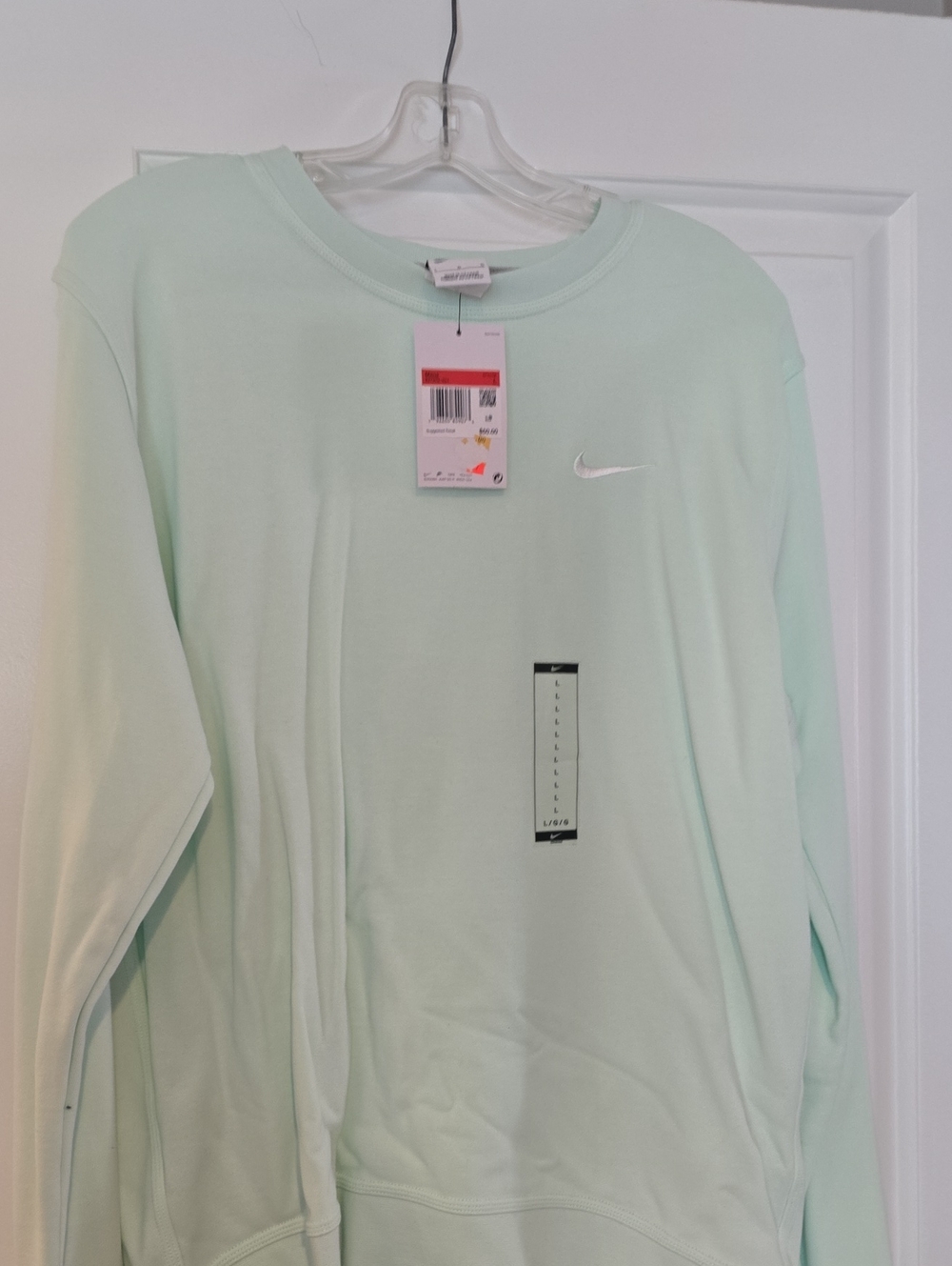Nike Mens Mint Green Crewneck Sweatshirt